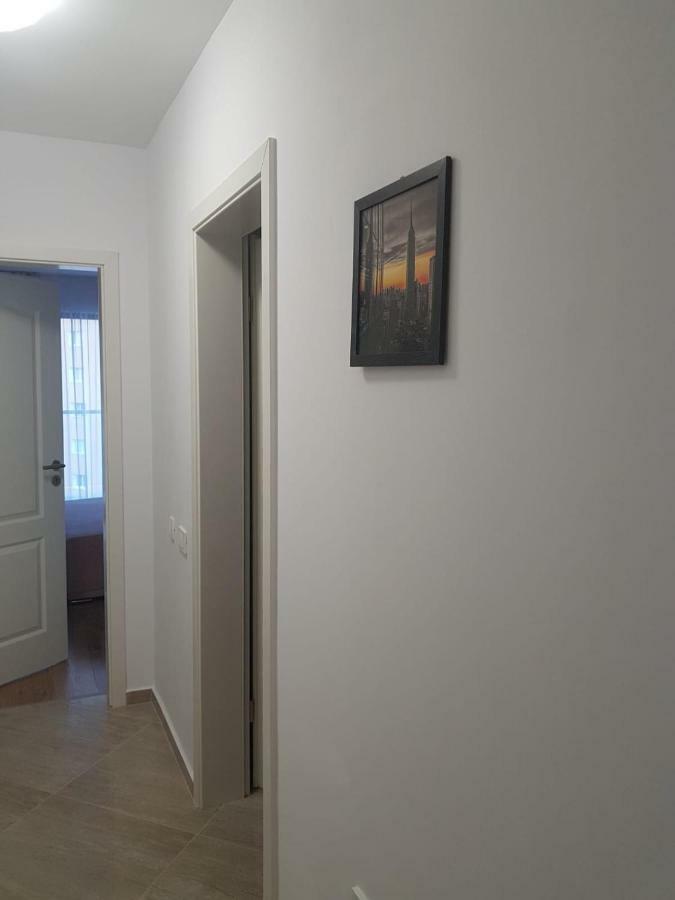 Apartament Monadin 3 Brasov Bagian luar foto